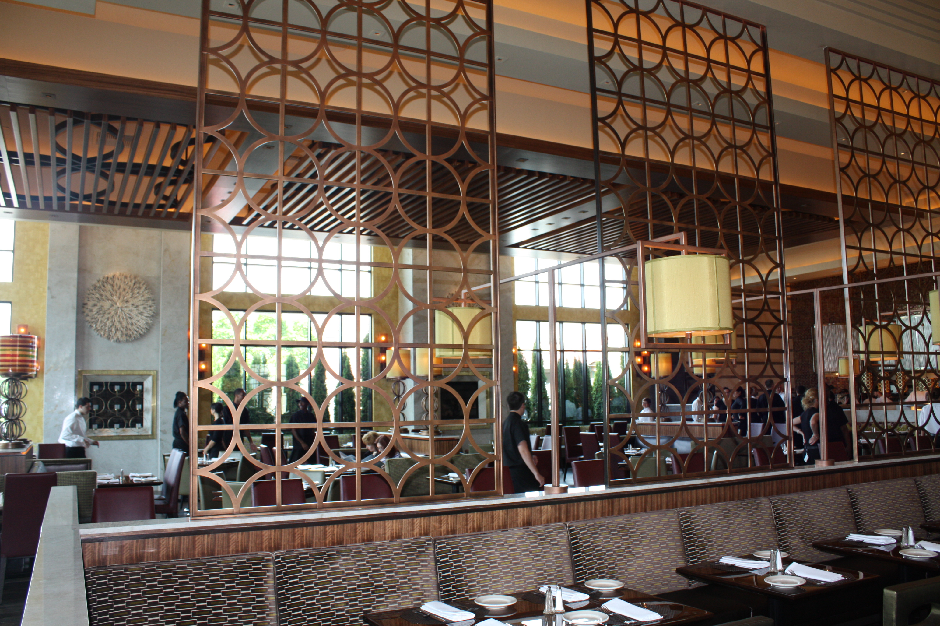 Grand Lux Cafe ribbon cutting 3